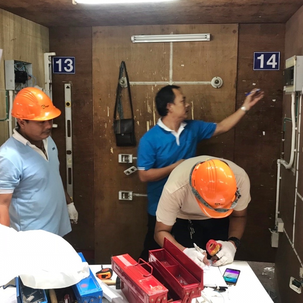 ช่างไฟฟ้า_181015_0010_0.jpg